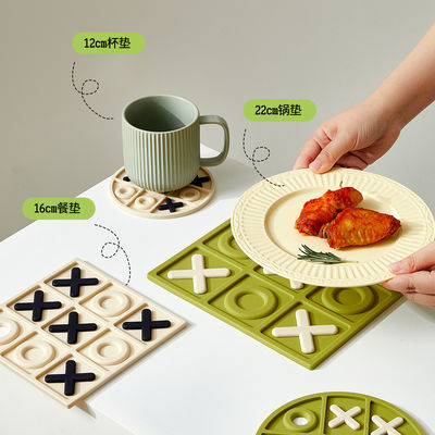 Square X O Two Color 5.5mm  Non Slip Silicone Cup Mat For Tabletop Protection